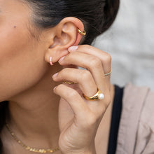 Load image into Gallery viewer, Lyla Pearl Ring