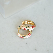 Load image into Gallery viewer, Ezmia Floral Earrings