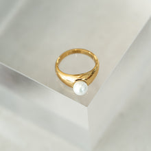 Load image into Gallery viewer, Lyla Pearl Ring
