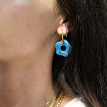 Load image into Gallery viewer, Kalee Floral Earrings