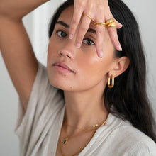 Load image into Gallery viewer, Emerald 18k Gold Necklace