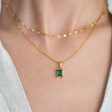 Load image into Gallery viewer, Emerald 18k Gold Necklace