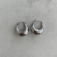 Load image into Gallery viewer, Juliana Silver Earrings