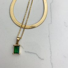 Load image into Gallery viewer, Emerald 18k Gold Necklace