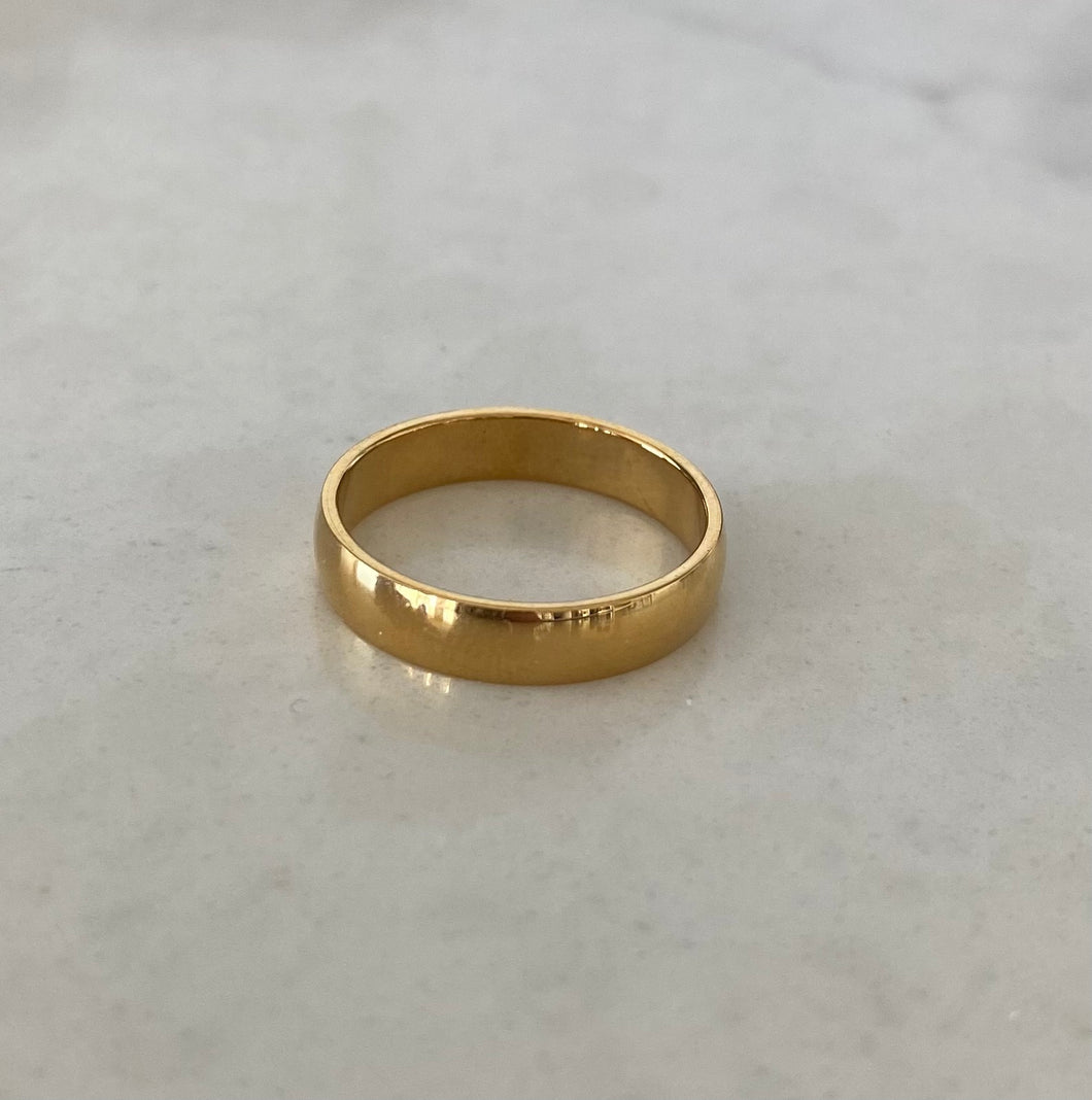 4mm Classic Gold Stacker Ring