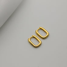Load image into Gallery viewer, Nicole Tiny Square Hoop Earrings