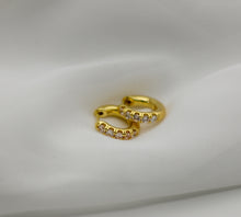 Load image into Gallery viewer, Diana Gold Hoop Earrings
