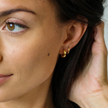 Load image into Gallery viewer, Taylor Huggie Hoops