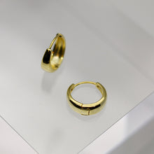 Load image into Gallery viewer, Lux Minimal Hoops 16mm