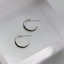 Load image into Gallery viewer, Half Hoop Earrings