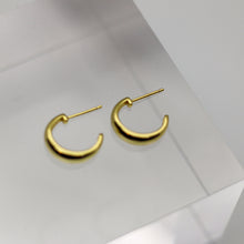 Load image into Gallery viewer, Half Hoop Earrings
