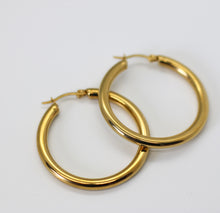 Load image into Gallery viewer, Classic Gold Hollow Hoops - 2
