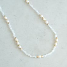 Load image into Gallery viewer, Classic Pearl Bead Necklace
