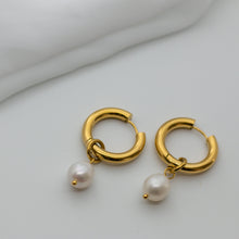 Load image into Gallery viewer, Pearl Gold Hoop Earrings
